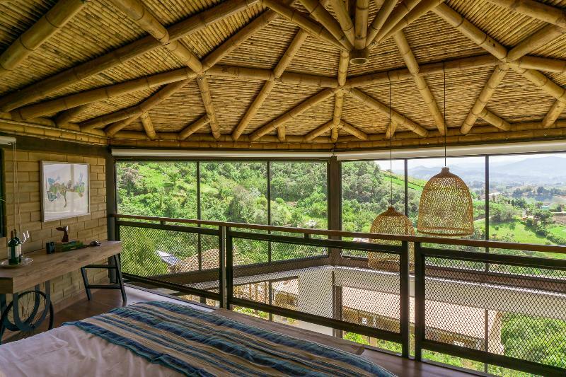 Cannua Hotel 4*